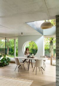 Saluti, eetkamertafel ellips 210 x 105 cm. - 4-pootjes - crème - Light sand - Afbeelding 3