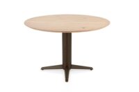 Caletta, eetkamertafel rond 120 cm. - eiken blad - centrale teenpoot steelbrown - Natural